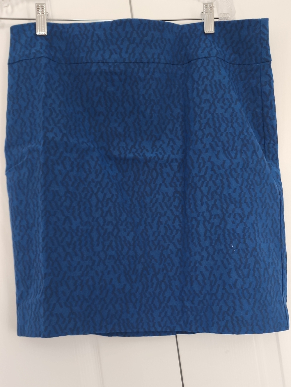 RW&CO. Deep Blue -cobalt Textured Pencil Skirt-never worn-very flattering
